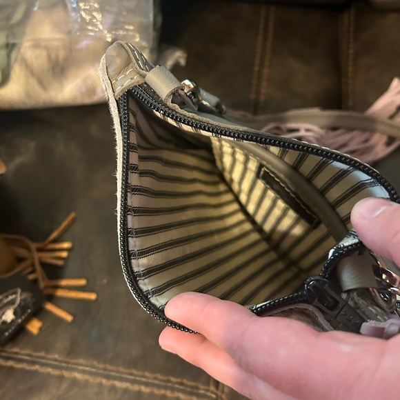 HCC Slingshot with lilac fringe - Picture 10 of 11